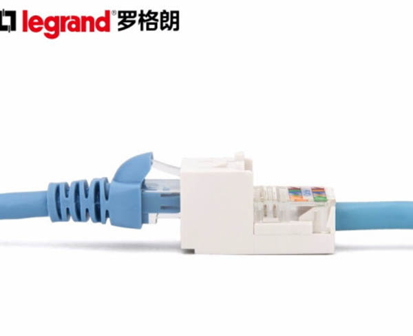 超五類(lèi)非屏蔽打線(xiàn)式模塊632700-2